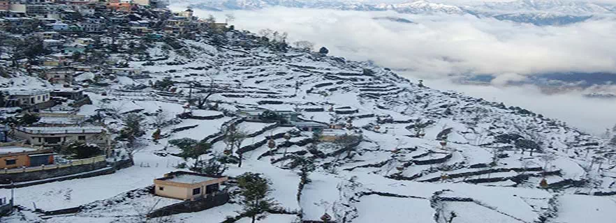 Pauri-weekend-getaway.webp