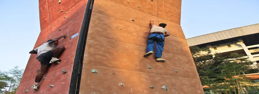 artificial-wall-climbing.webp