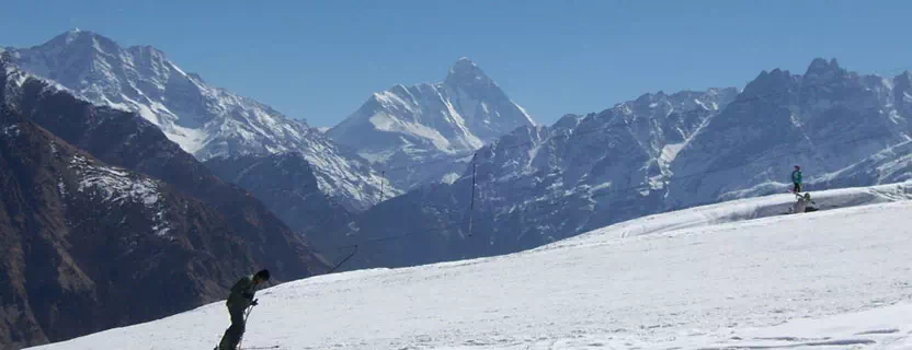 auli-snowfall-season.webp