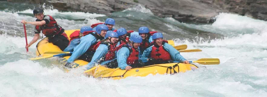 hc-bans-river-rafting-paragliding-and-other-water-sports-in-uttarakhand.webp