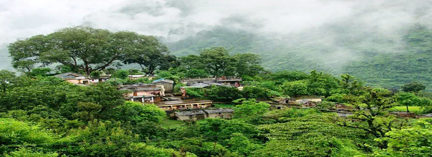 nauti-village.webp