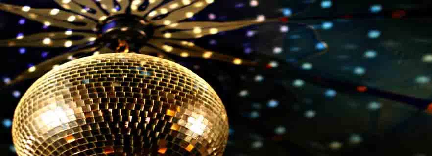 nightlife-in-mussoorie.webp