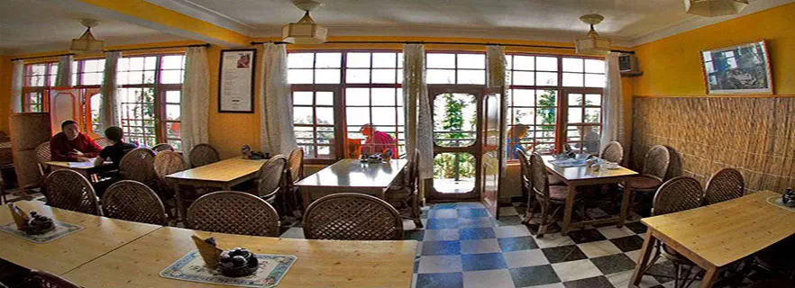 places-to-eat-in-mcleodganj.webp