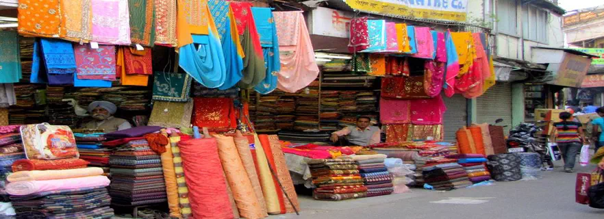 shopping-in-munsiyari.webp