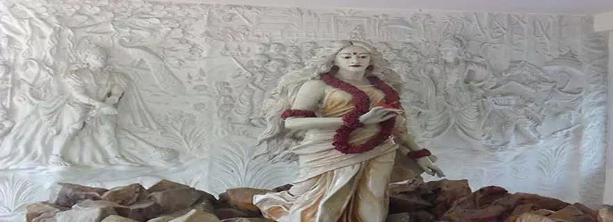 sita-mata-temple-at-phalswari-pauri.webp