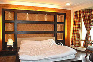 Pine Spring Hotel