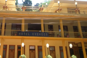 Hotel Everest