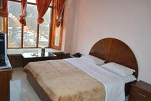 Hotel Oak Bush