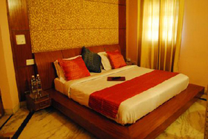 QUEENS PEARL INN