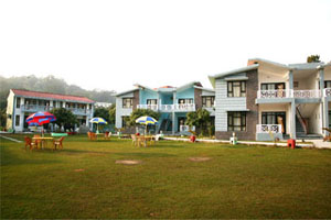 Anand Aamod Resort & Spa