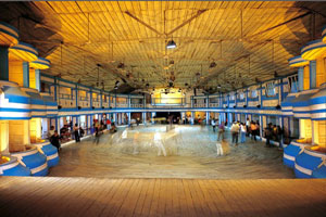 Rink Pavilion Hotel