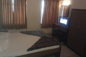  Shivam Palace Hotel 