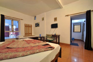 Ashrey Hotel 