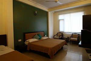  Lavanya Hotel 
