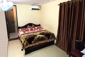  Gagan Deep Hotel 