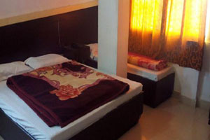 City Deluxe Hotel