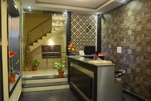  Chitra Grand Hotel 