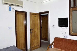 Parakh Hotel