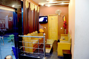  Blue Empire Hotel 
