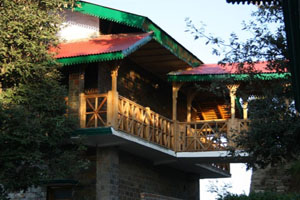  Hotel Surya  