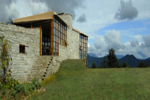  Hotel Surya  