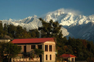  Hotel Surya  