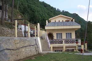  Mumukshu Resort