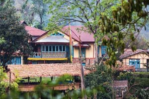 Santushti Inn