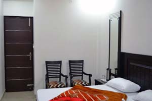 Hotel S K