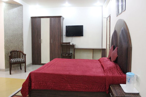 Hotel Holy Basil