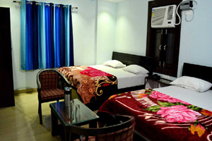 Hotel Thakur Ji