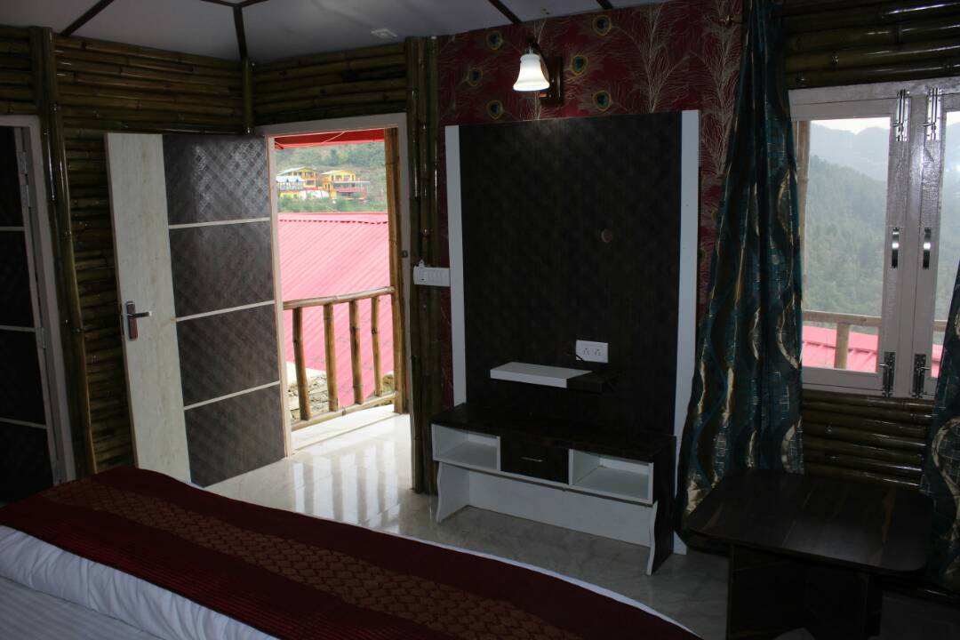 Royal Bamboo Hut
