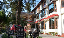 Nainital Hotels near Naini lake