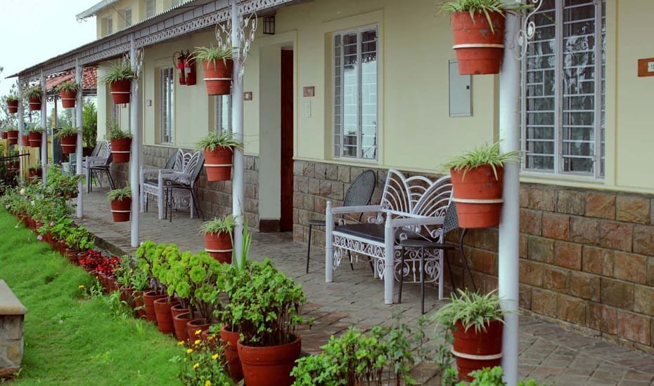 Hotels In Pauri