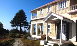 Grand Oak Manor