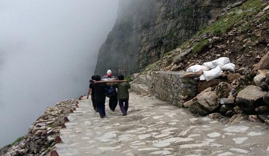 hemkund sahib trek
