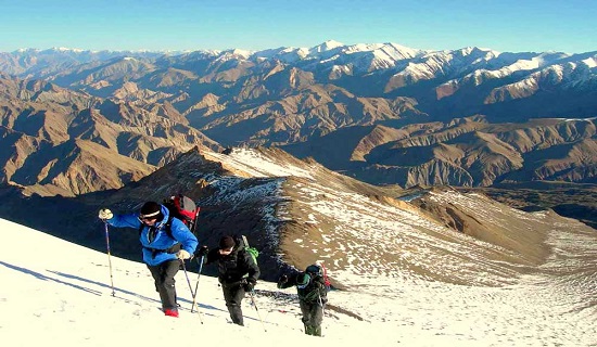 kuari pass trek