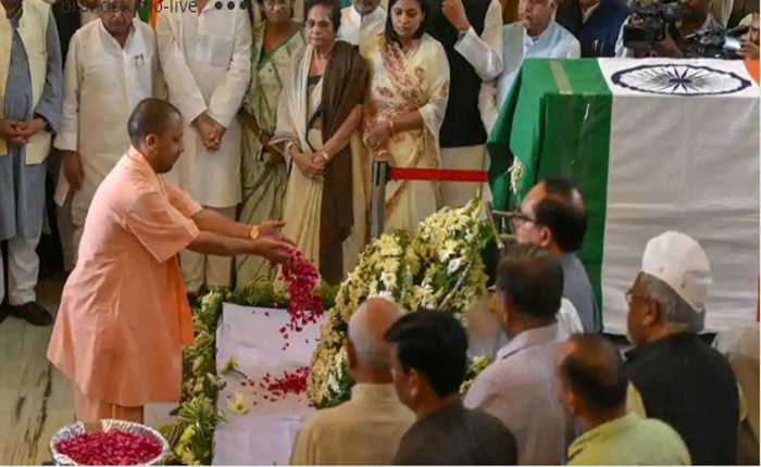Former Uttarakhand and UP CM Narayan Dutt Tiwari Passes Away