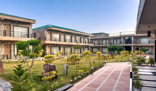 Corbett Elegant Retreat New Year Package