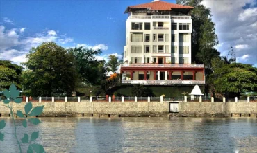popular rishikesh hotels