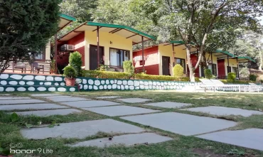 popular rishikesh hotels