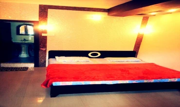 hotels in nainital mall road