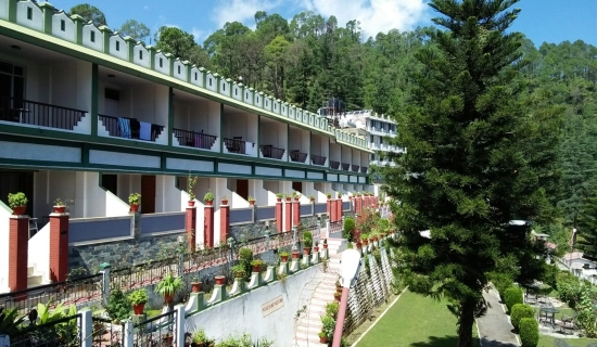 Kausani Christmas Tour Packages