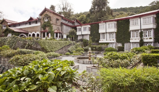 Hotel Rosefinch Sarovar Portico