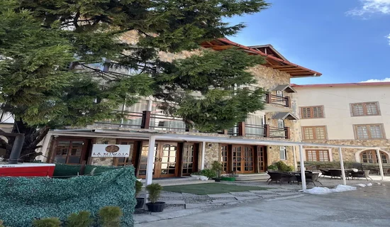 La Niwasa Hotel Nainital New Year Packages