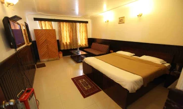 popular badrinath hotels