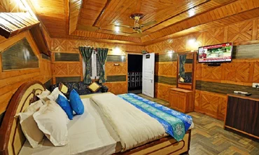 hotels in nainital mall road