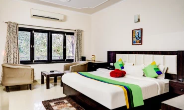 popular rishikesh hotels
