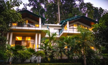 popular rishikesh hotels