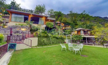 popular rishikesh hotels